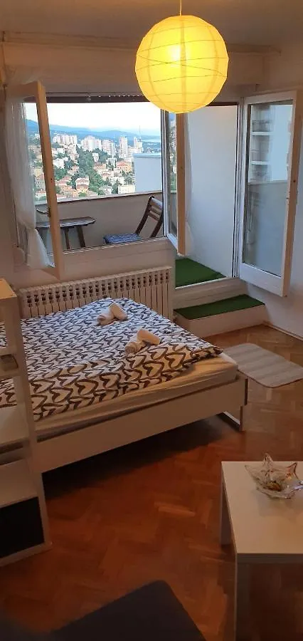 City Lights Penthouse Rijeka Apartment