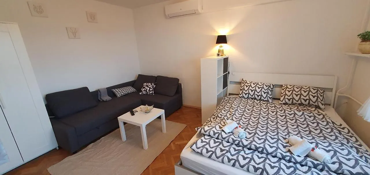 City Lights Penthouse Rijeka Apartment