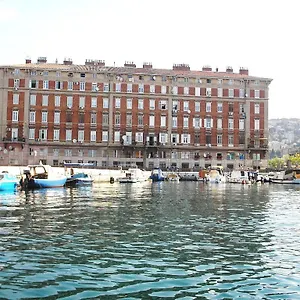 Center Demetrova Pensjonat